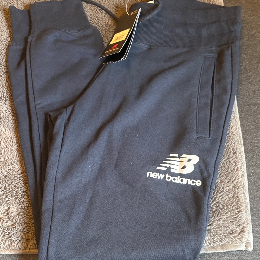 New Balance Women’s Navy Sweatpant Joggers Sz Small